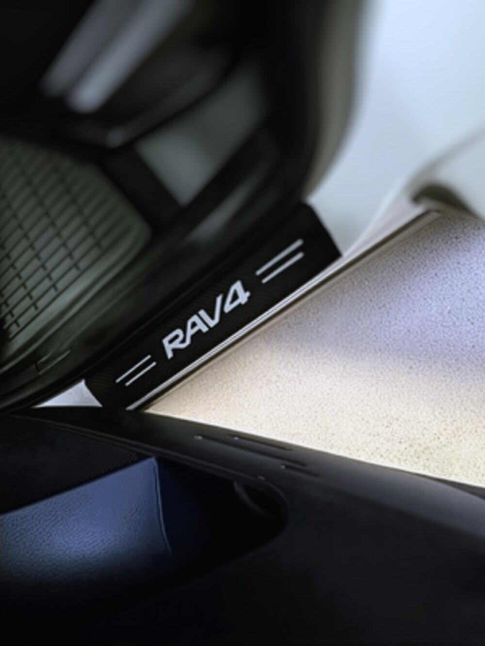 4Pcs Car Threshold Strip Door Plate Sill Scuff Cover Stickers for RAV4 - Picture 4 of 11